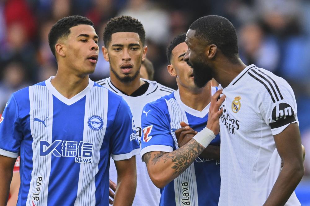 是教练中的 是教练中的