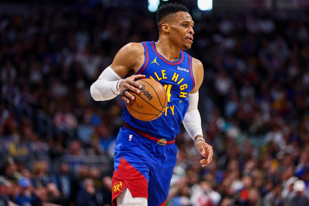 表现抢眼 表现抢眼